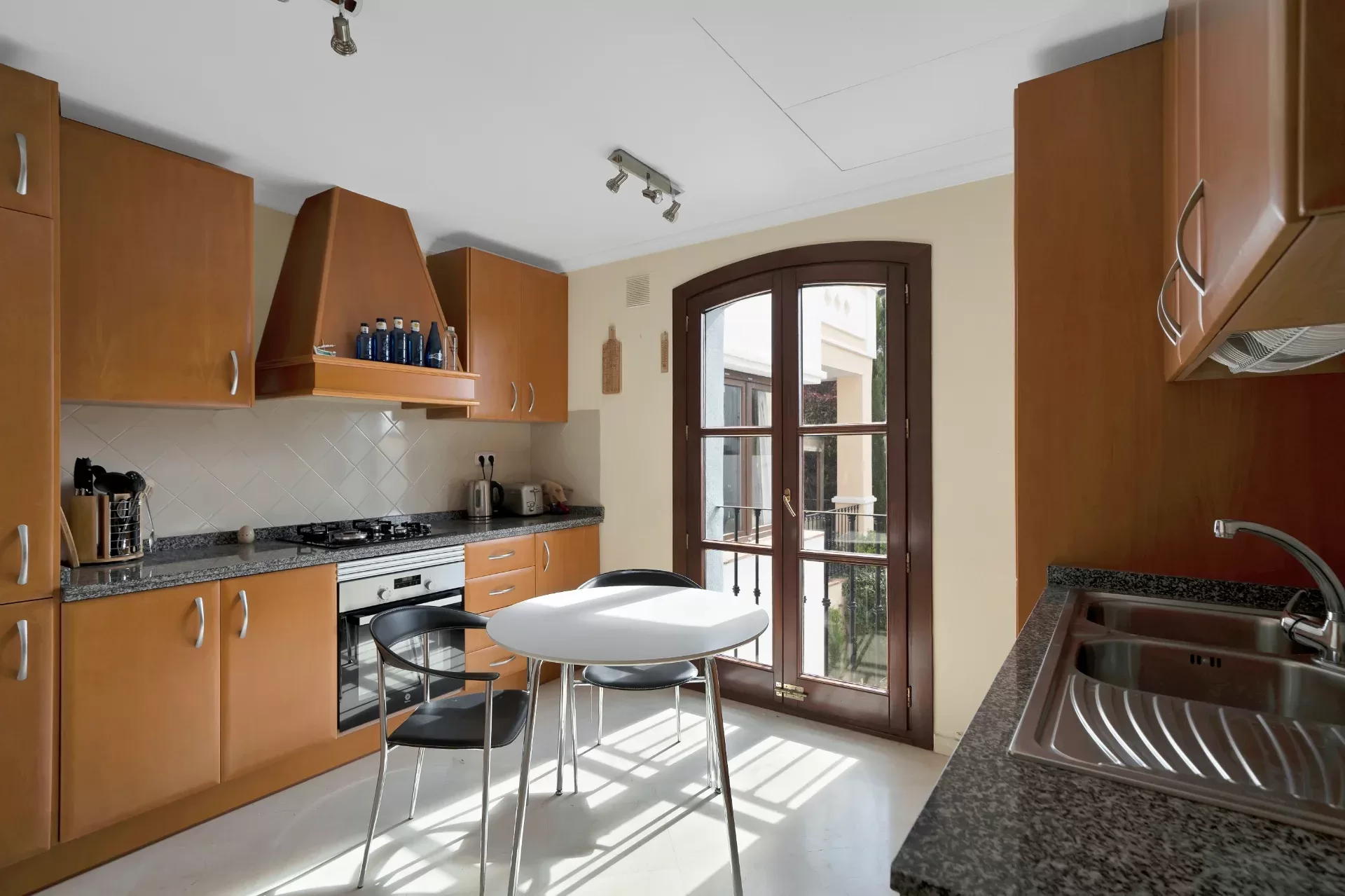 Charming Townhouse with Panoramic Sea Views in Exclusive Monte Mayor, Benahavís — photo 7