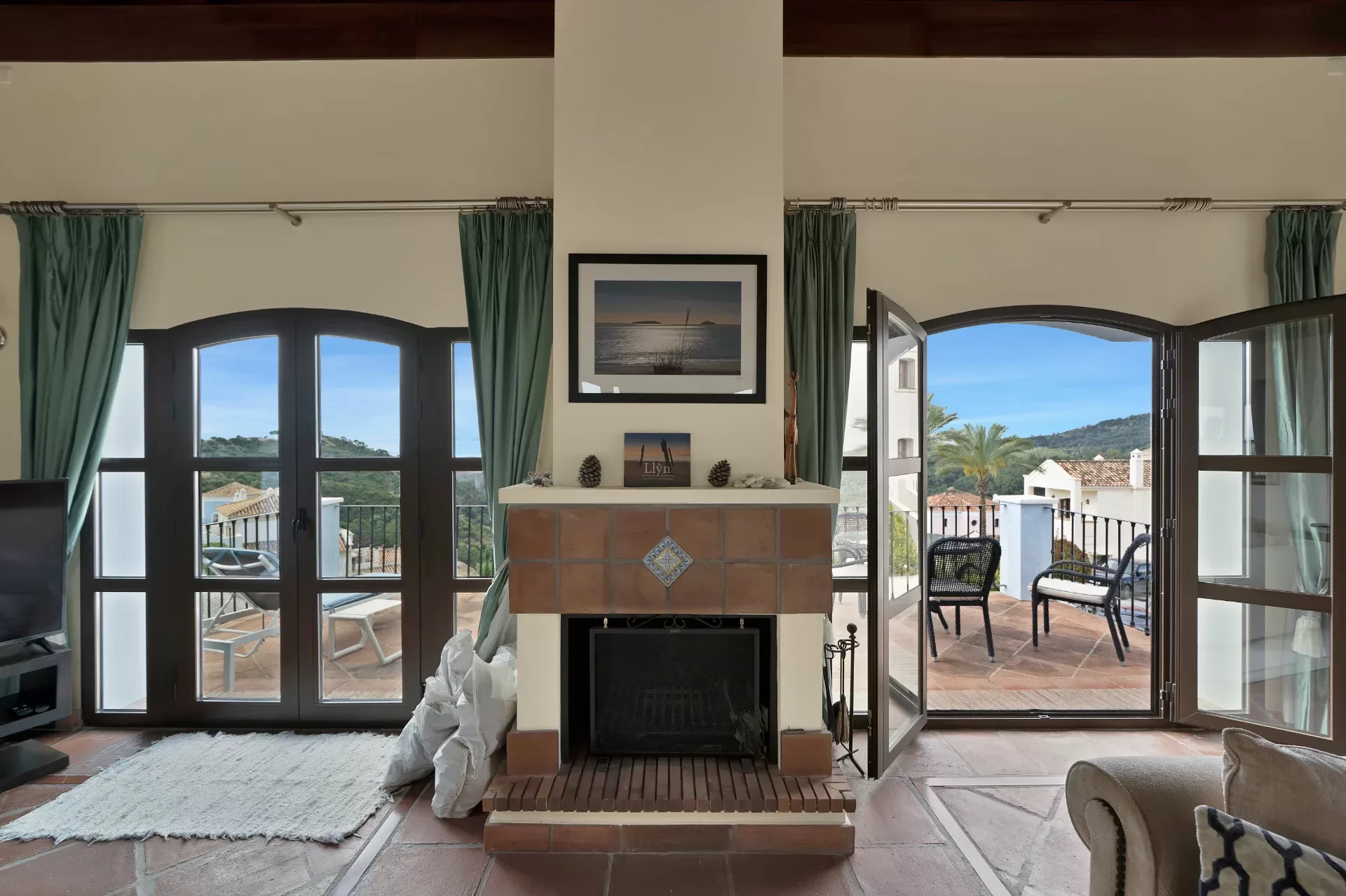 Charming Townhouse with Panoramic Sea Views in Exclusive Monte Mayor, Benahavís — photo 4