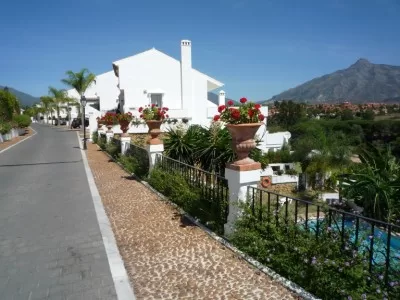 Terraced in Nueva Andalucía Ref 337