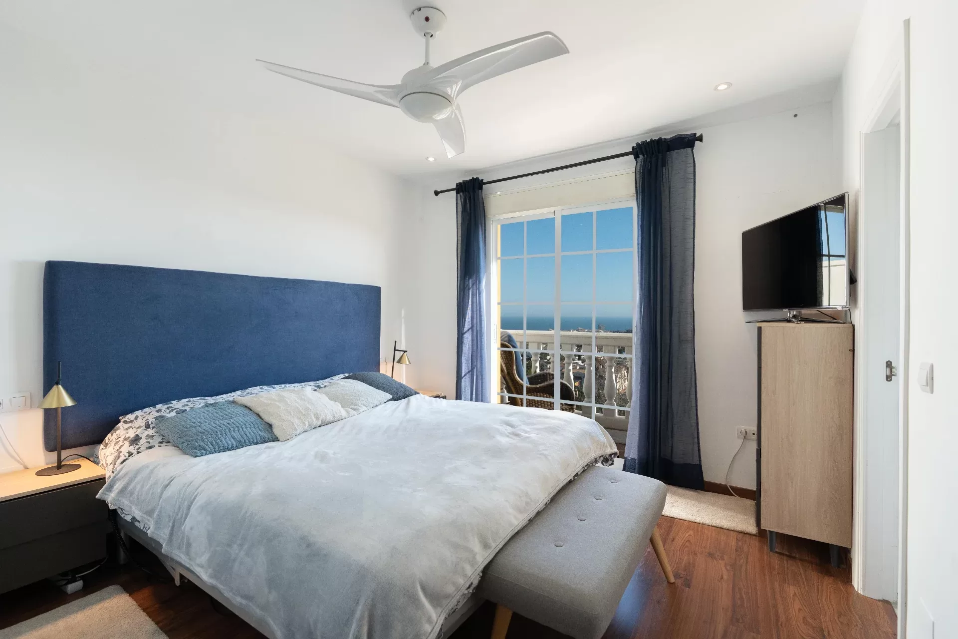 Townhouse with open views of the Mediterranean, live in popular Santangelo — photo 5