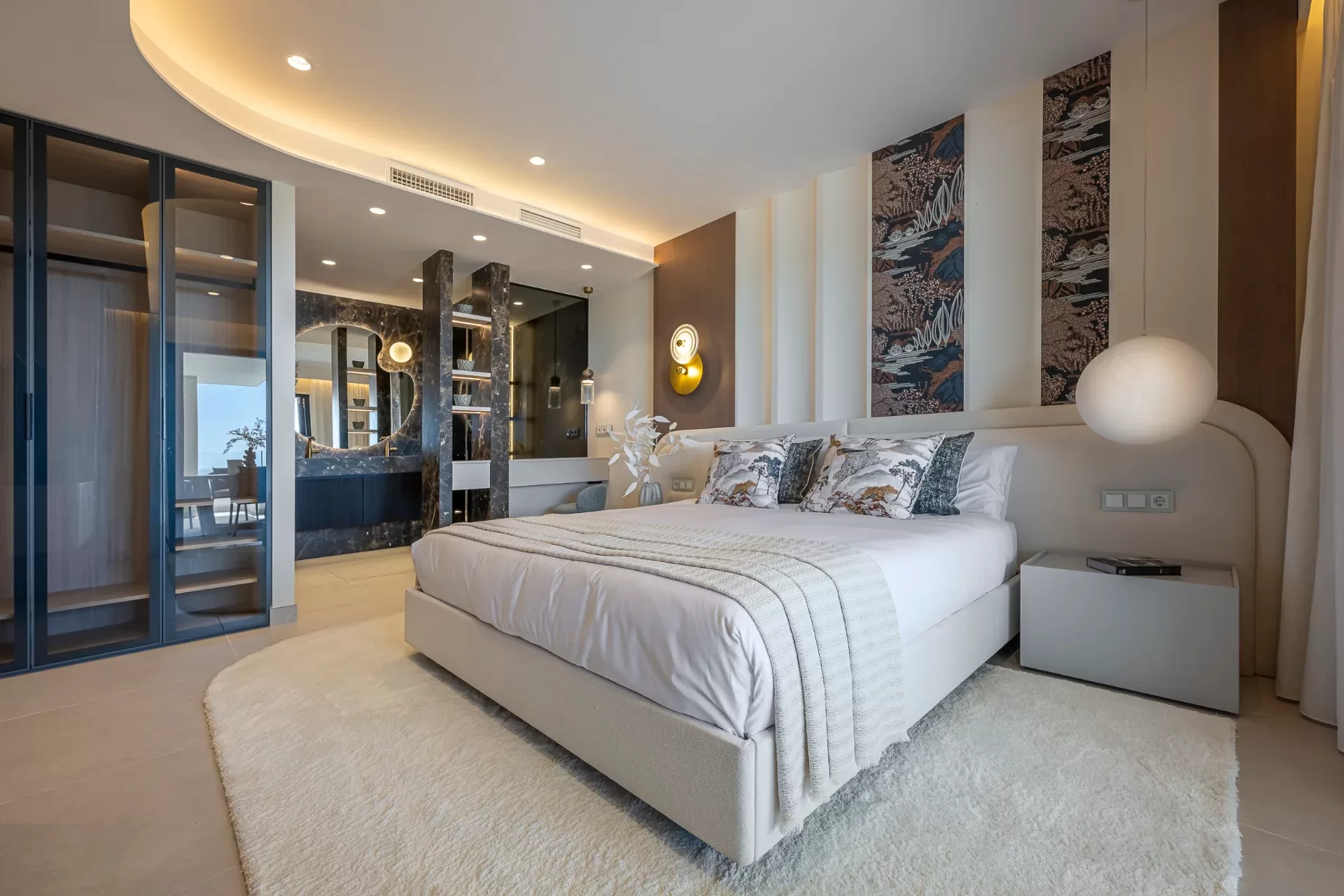 Fully Renovated Frontline Beach Apartment in Velaya, Estepona — photo 11