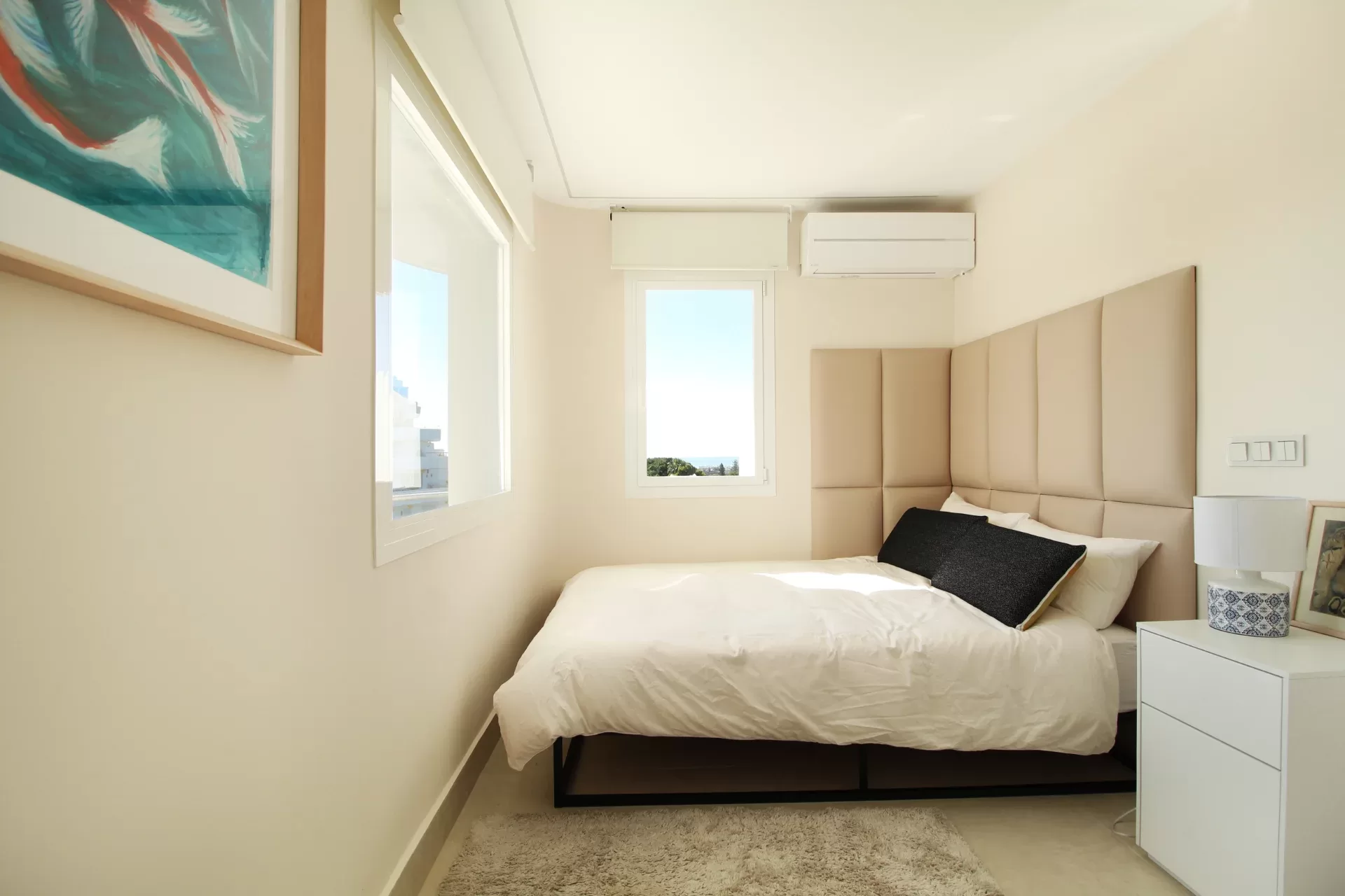 Luxury Corner Apartment with Panoramic Views in Guadalmina Alta — photo 14
