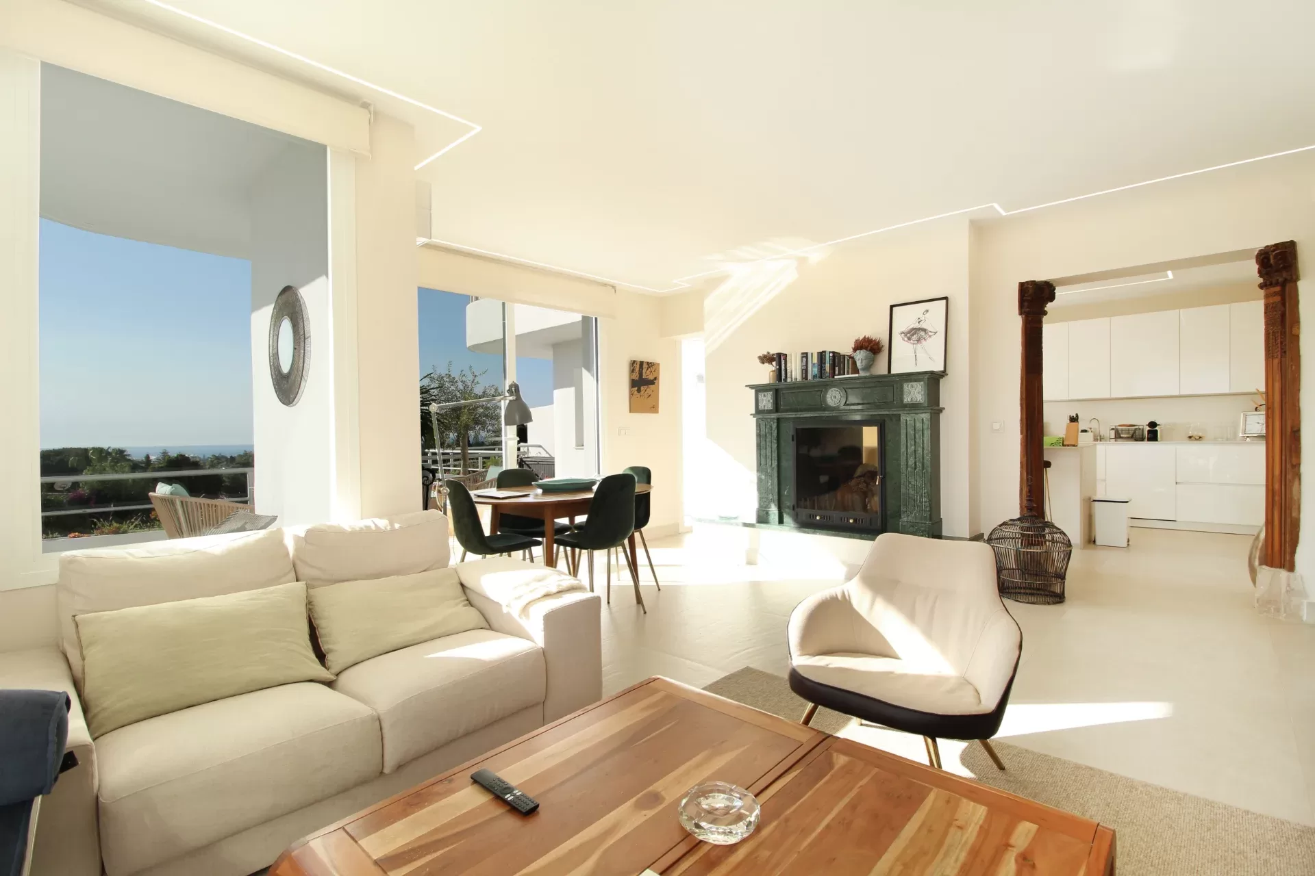 Luxury Corner Apartment with Panoramic Views in Guadalmina Alta — photo 4