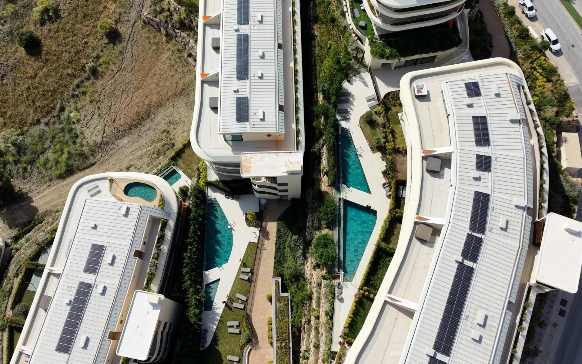 Garden villa with large garden in exclusive Valley Collection – Reserva del Higuerón — photo 4
