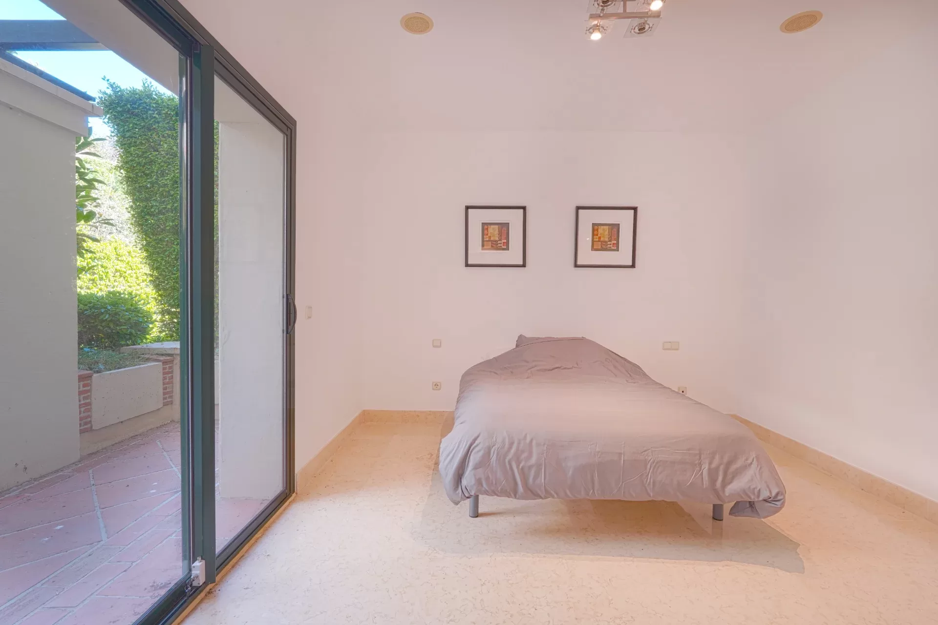 Spacious South-Facing Apartment with 65 m² Terrace in Capanes del Golf — photo 9