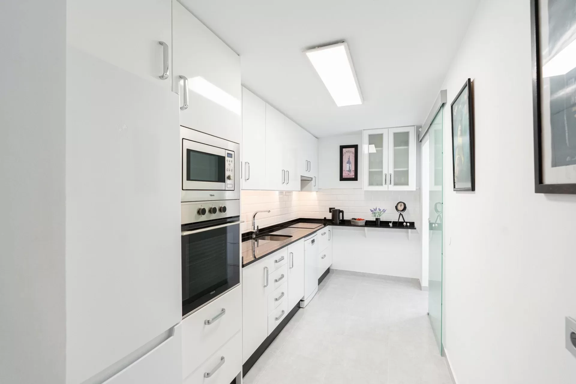 Central location with sea views – a few minutes from the beach in Las Rampas, Fuengirola — photo 4