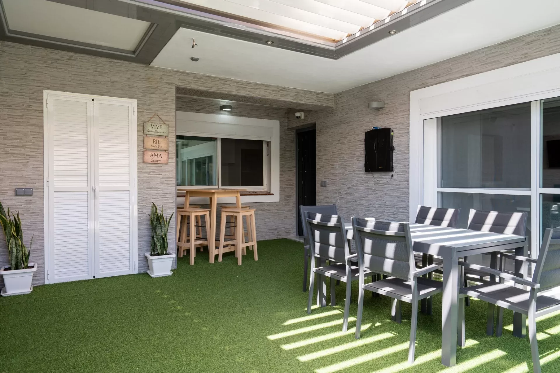 A renovated townhouse near Carvajal beach – with jacuzzi, garage and communal pool — photo 10