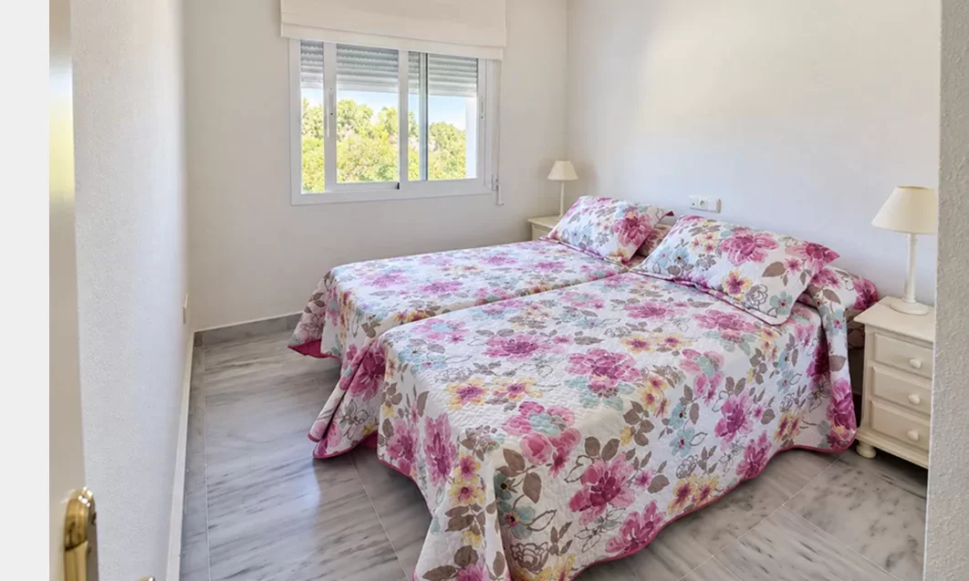 Spacious apartment, WALKING DISTANCE TO Puerto Banús — photo 6