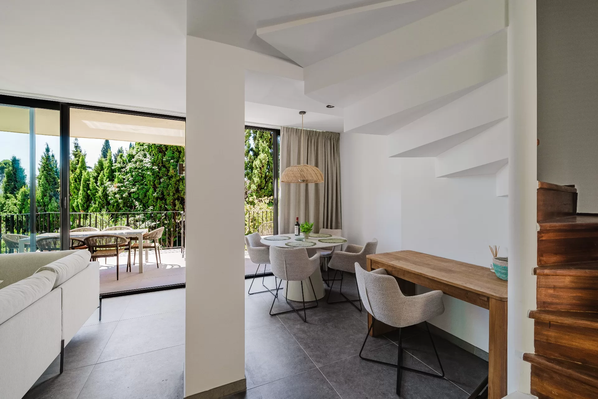 Move-in ready townhouse in Nordic style — Los Pinos, Aloha Golf — photo 2