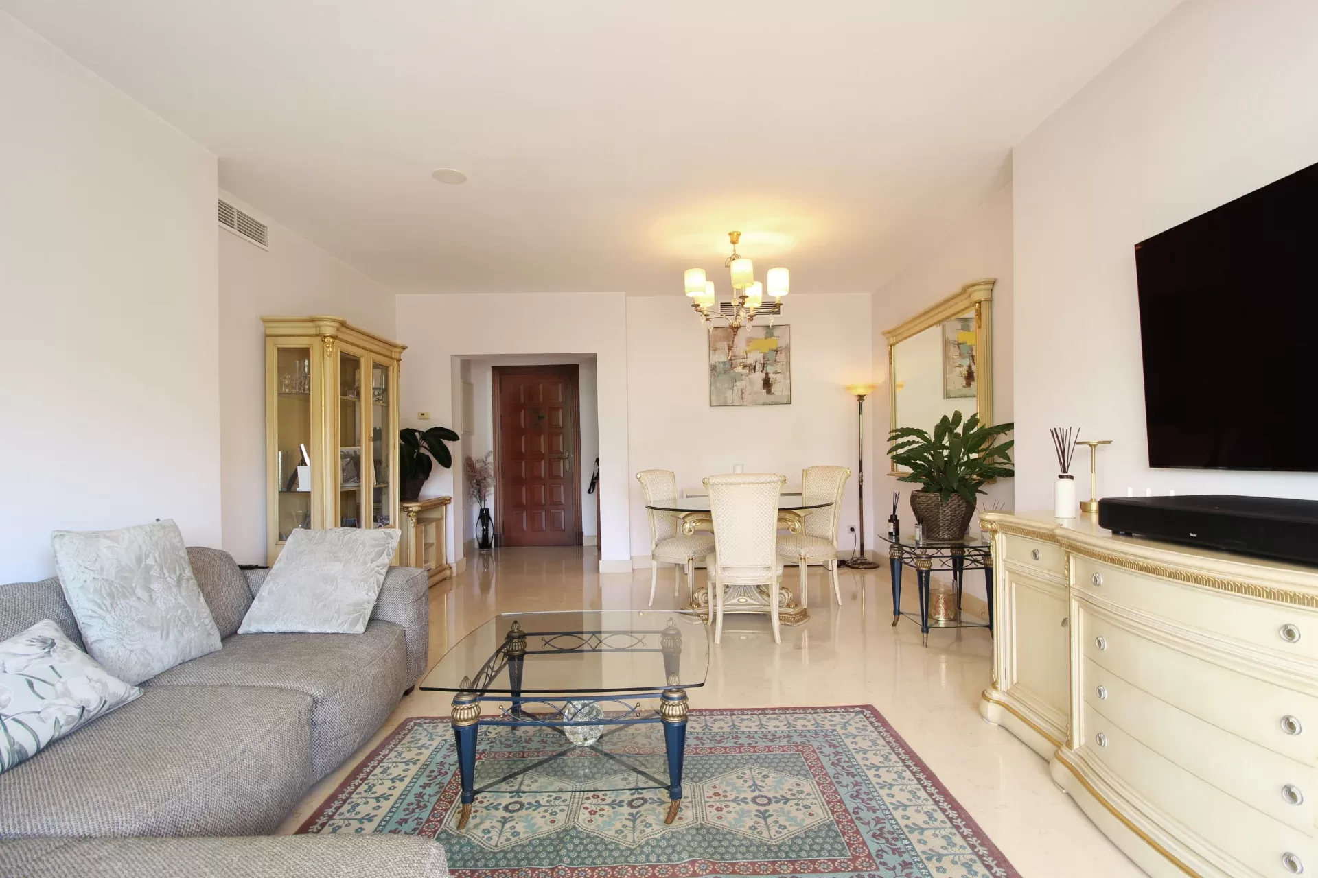 Expansive Ground-Floor Apartment with 110 m² of Additional Space in Capanes del Golf — photo 5