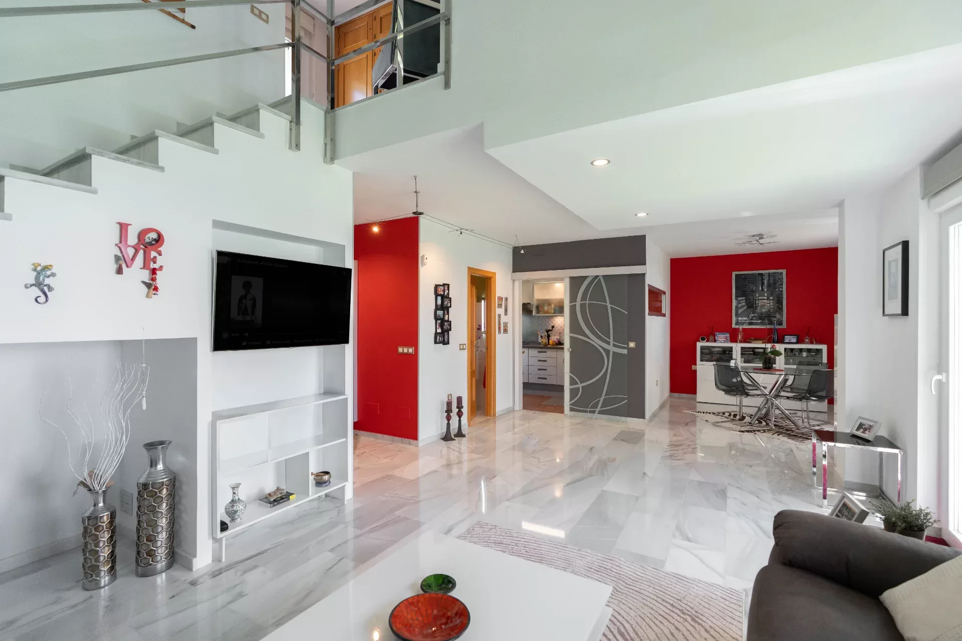 Generous townhouse with stunning views and private orchard in Buenavista — photo 3