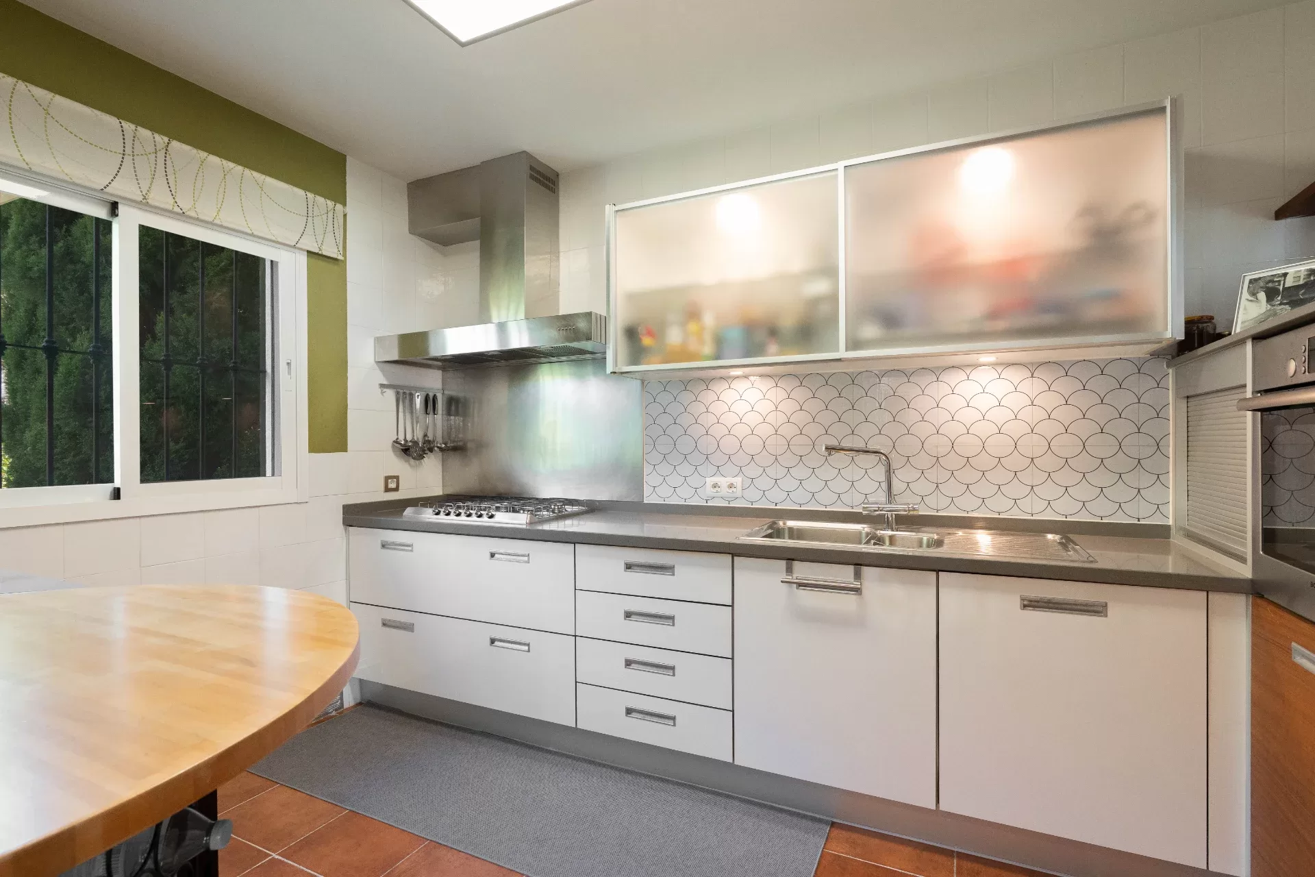 Generous townhouse with stunning views and private orchard in Buenavista — photo 4