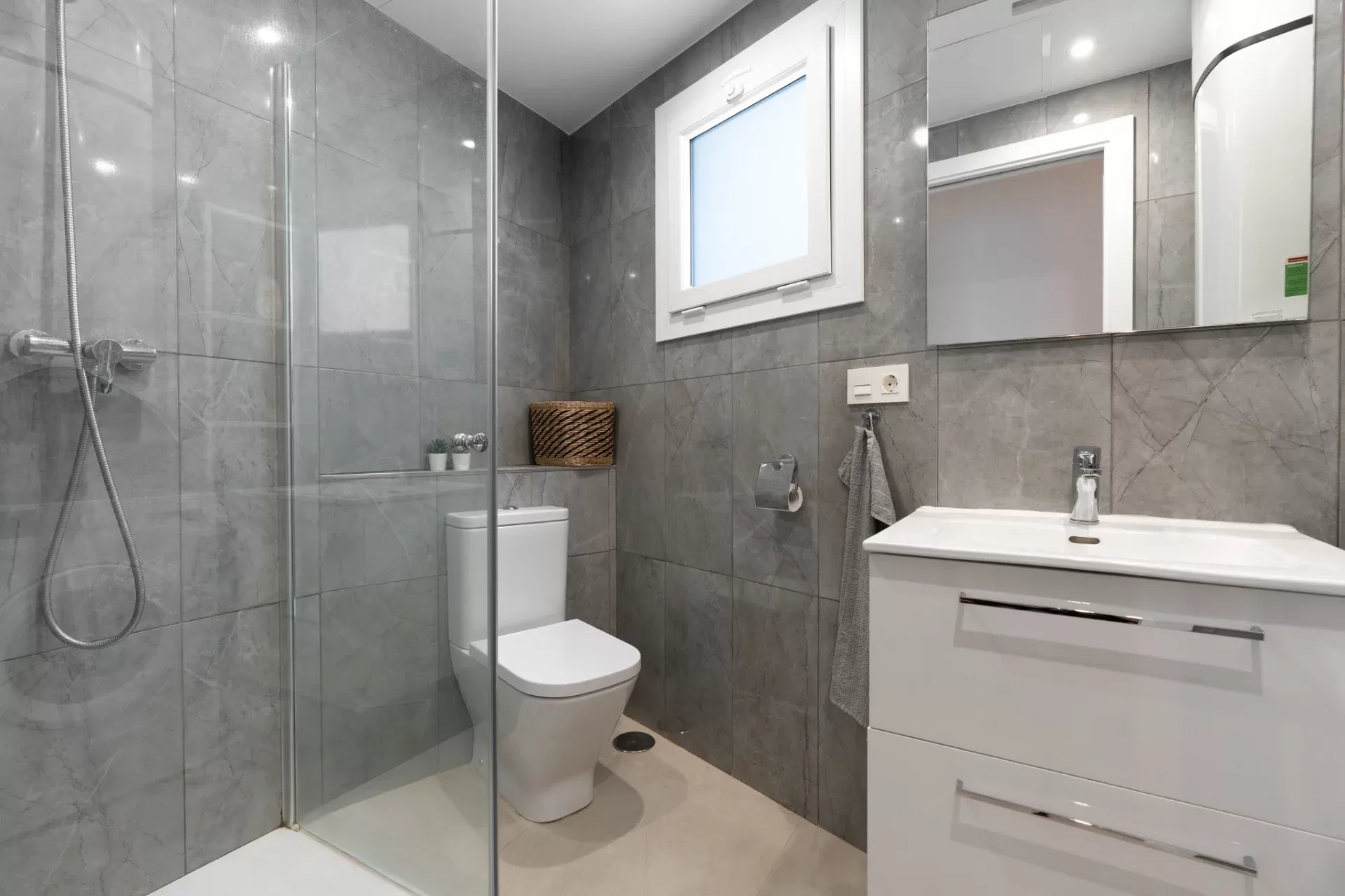 Charming city apartment with a perfect location in Fuengirola's old quarter — photo 9