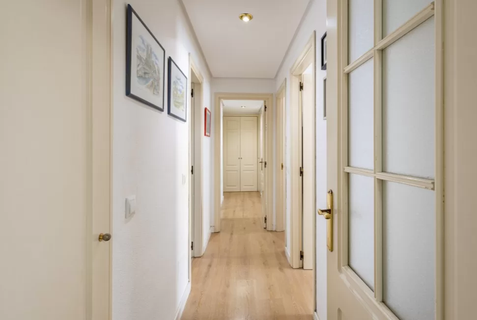 Bright and Spacious 3-Bedroom Property with Large Sunny Terrace in the Heart of Marbella’s Historic Old Town — photo 11