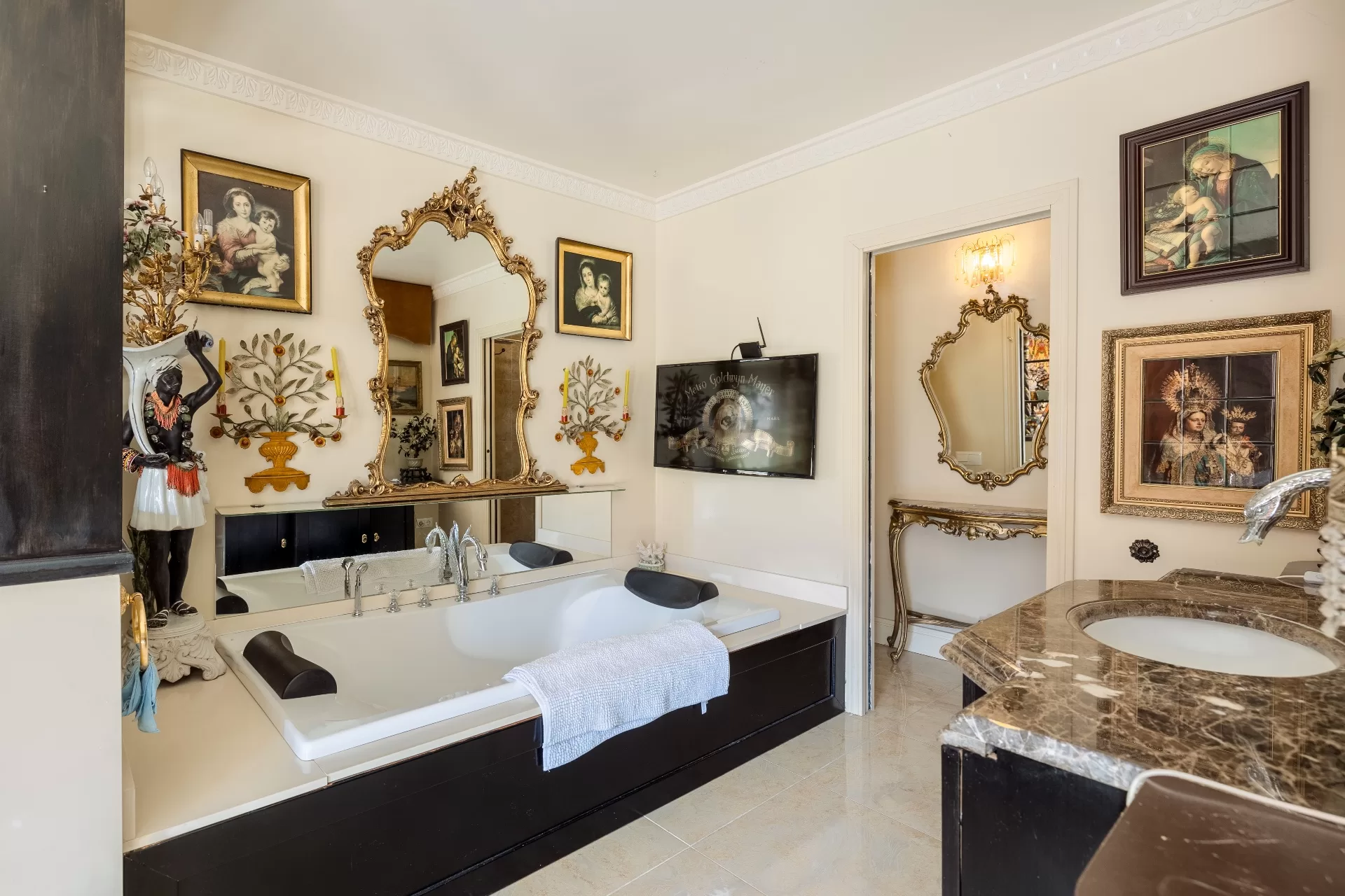 Duplex For Sale Estepona | Beachfront — Belgravia Complex Harbour — photo 16