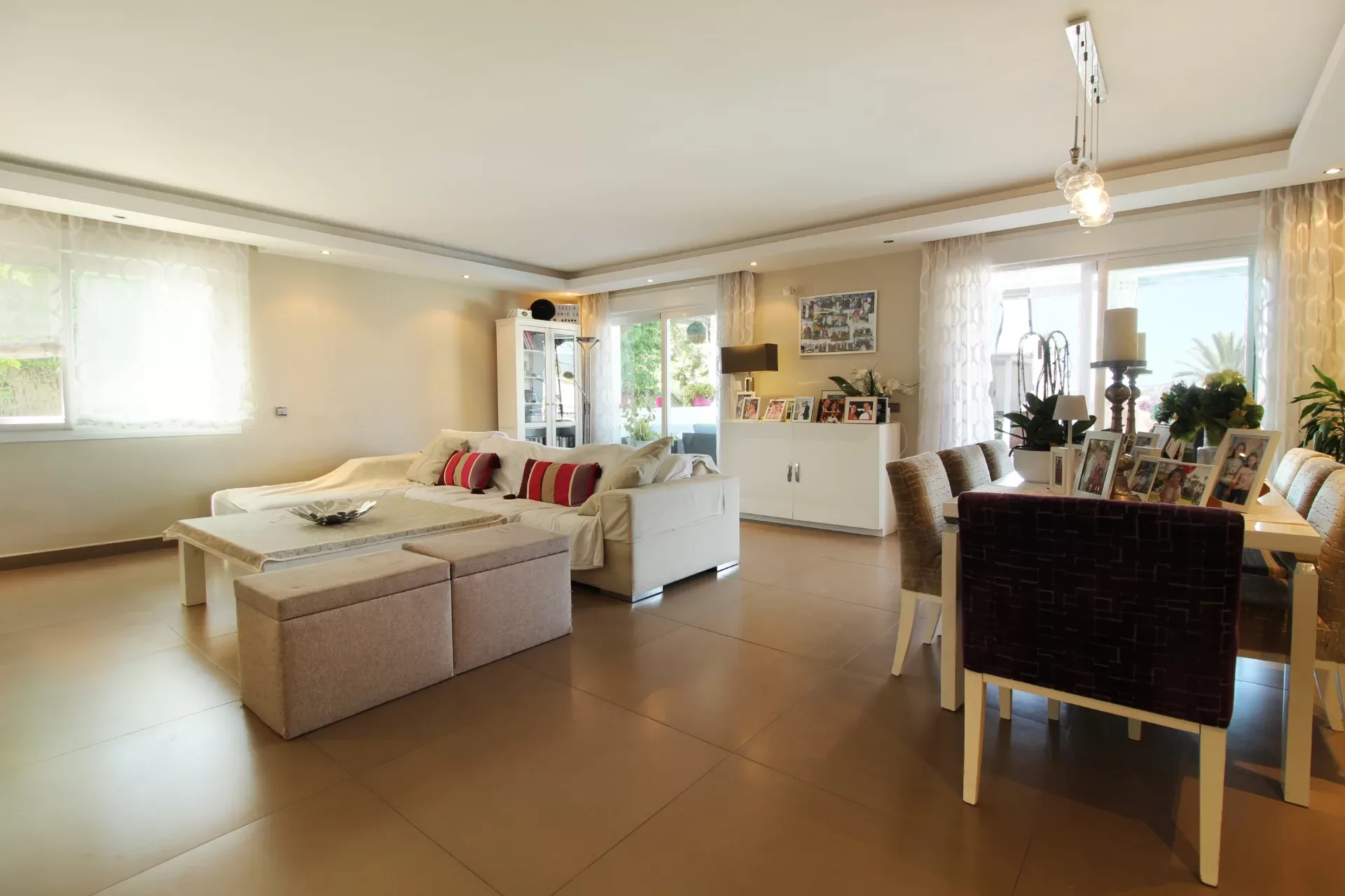 Spacious 5-Bedroom Villa with Private Pool in San Pedro de Alcántara — photo 5