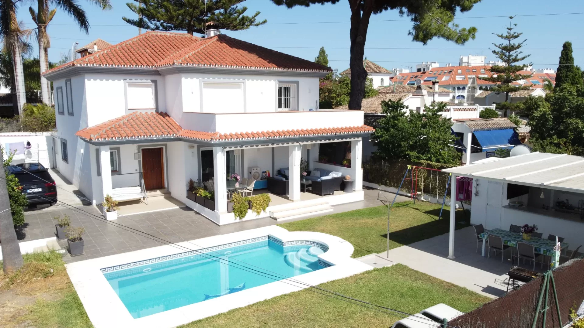 Spacious 5-Bedroom Villa with Private Pool in San Pedro de Alcántara
