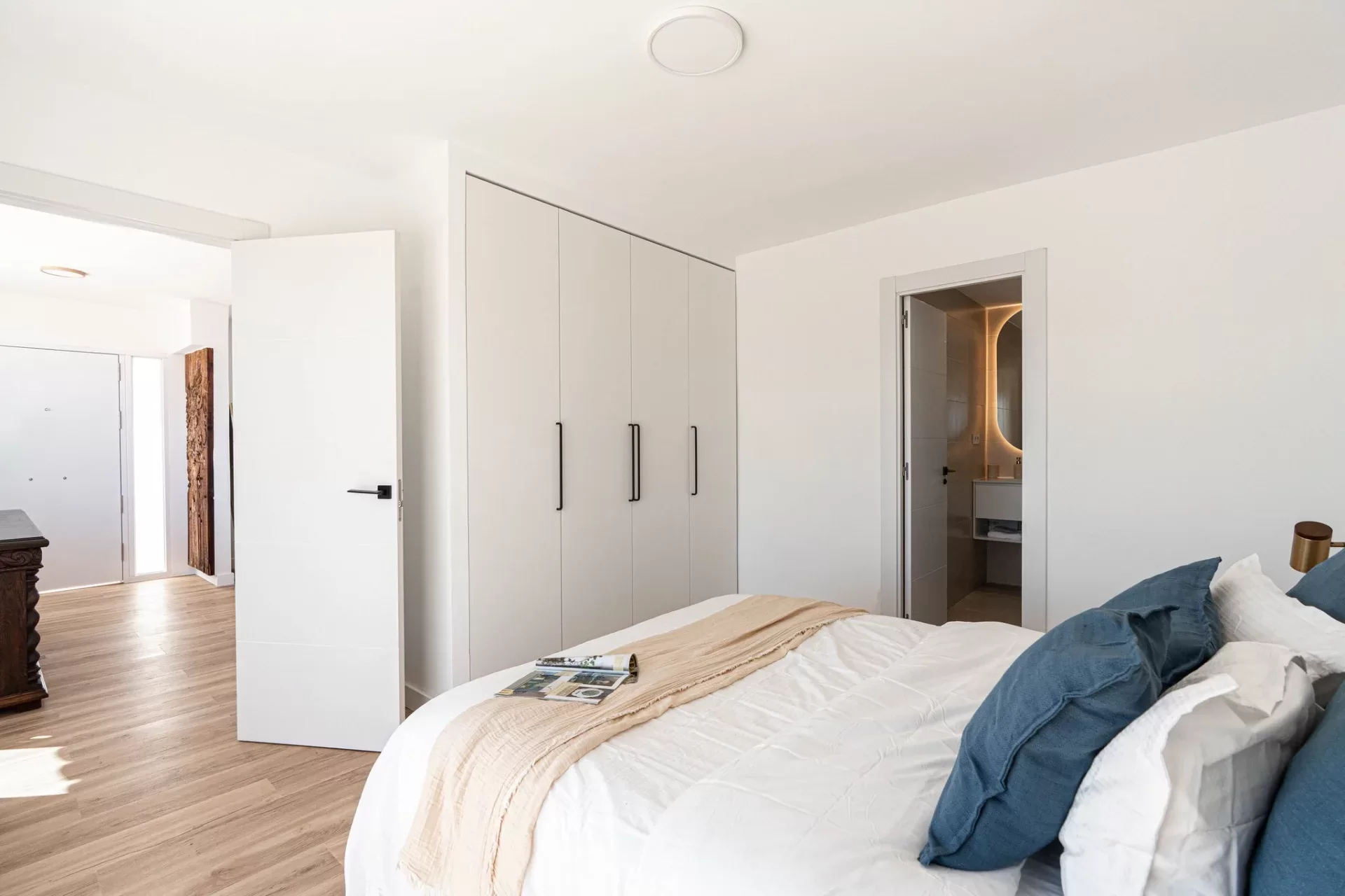 Dream villa in Torreblanca – fully renovated with sea views, private pool and a harmonious design. — photo 13