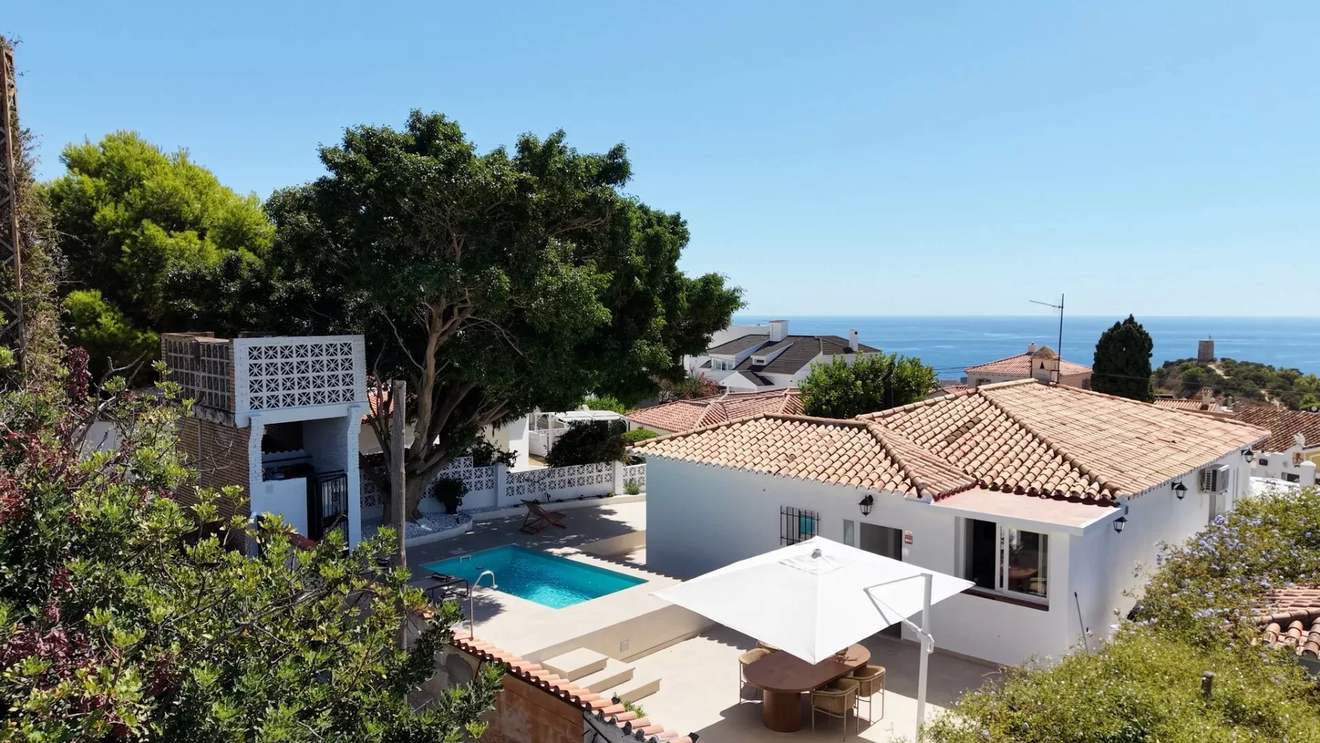 Dream villa in Torreblanca – fully renovated with sea views, private pool and a harmonious design. — photo 3