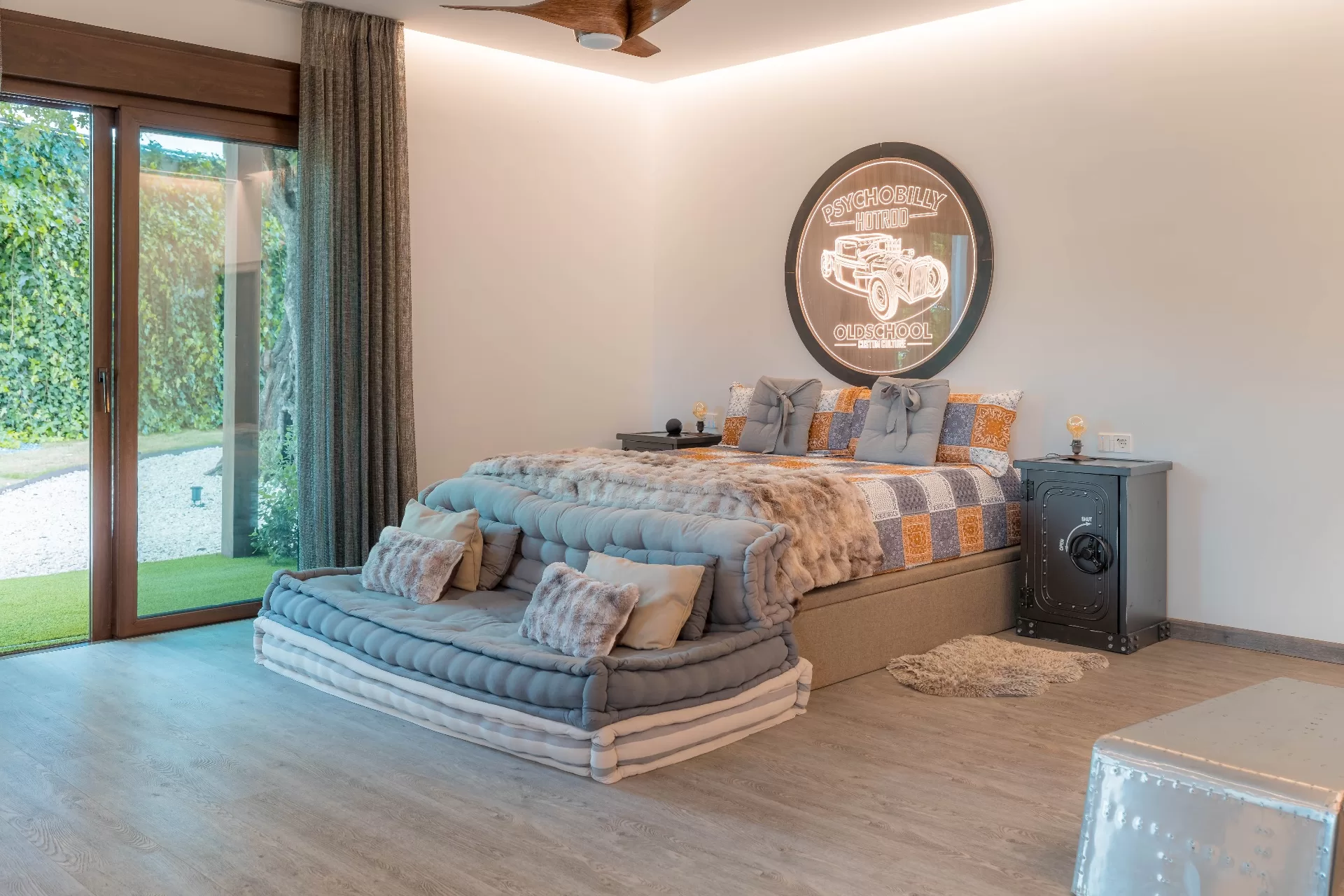 Exclusive luxury Villa with Sea and Mountain views, 5 km from Puerto Banus — photo 13