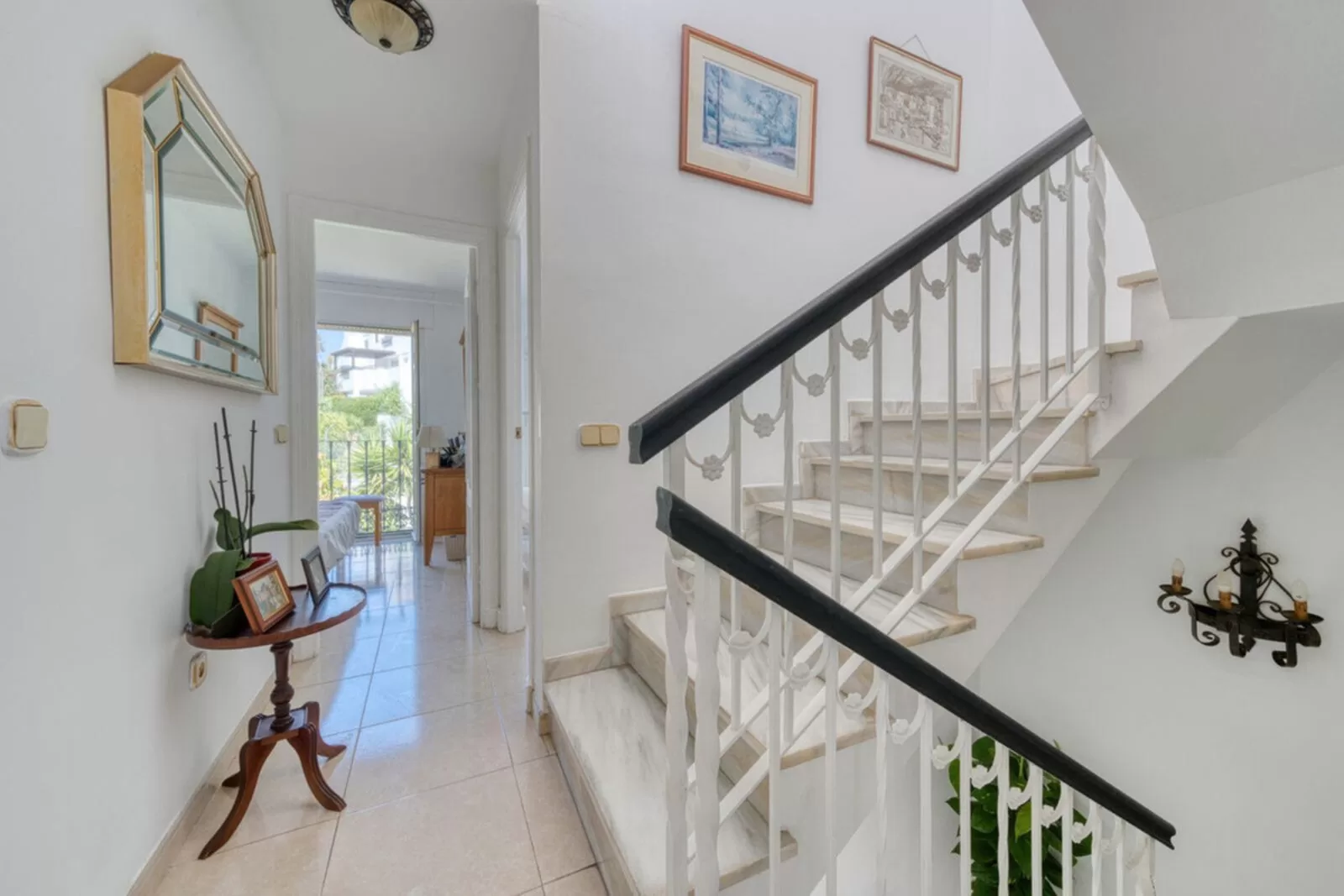 Stylish End-of-Terrace Townhouse with Private Garden | Bel Air, New Golden Mile — photo 12