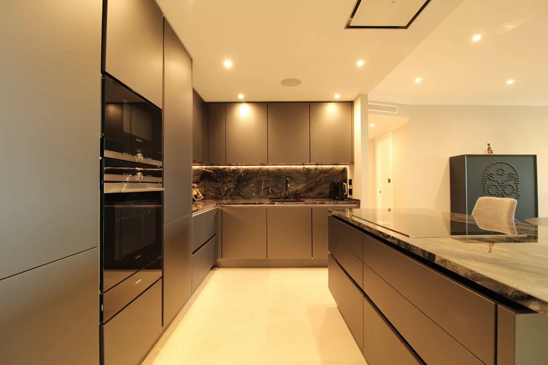 Fully Renovated Garden Apartment with Panoramic Sea Views in Sierra Blanca–Camoján — photo 6