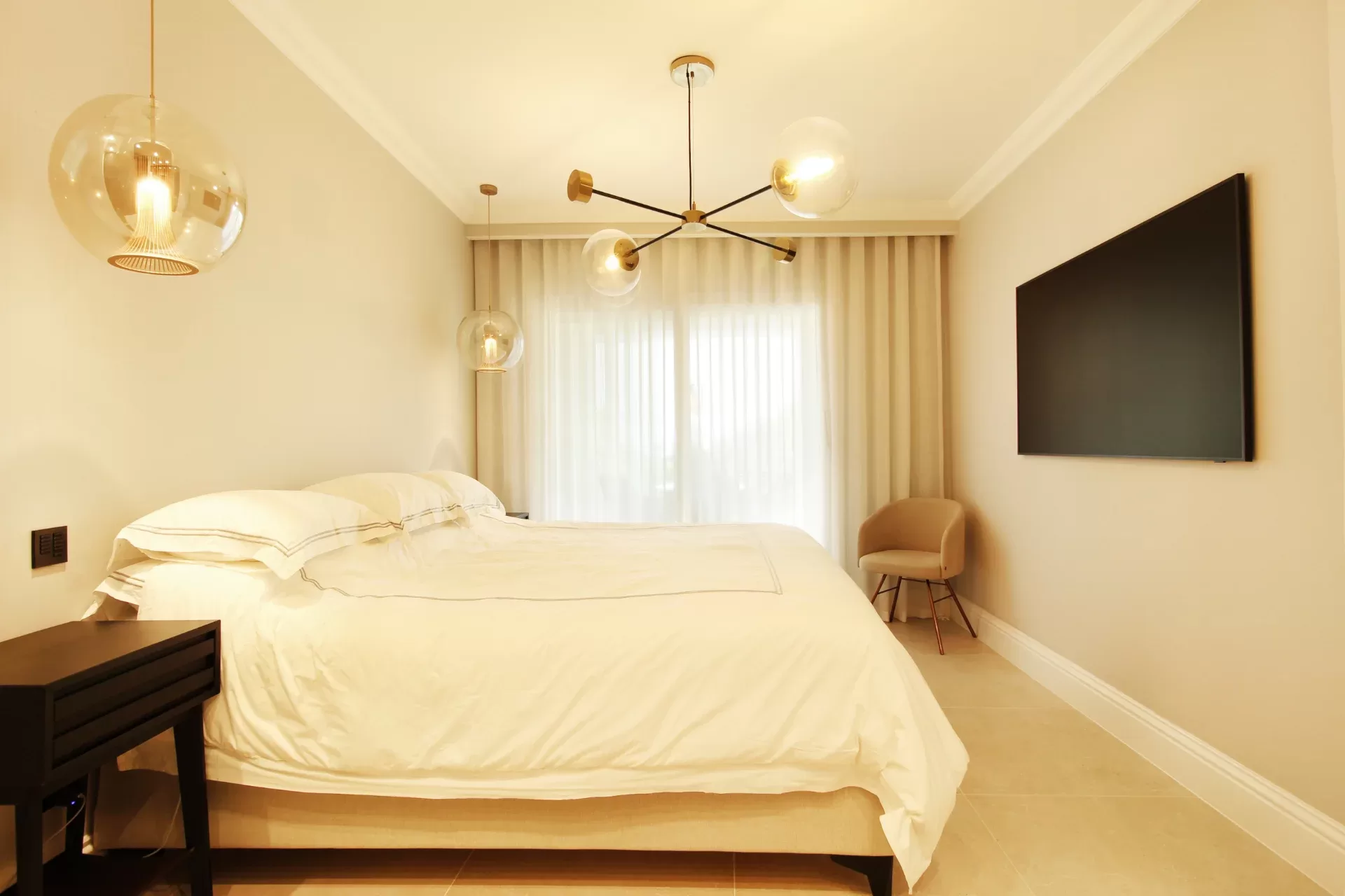 Fully Renovated Garden Apartment with Panoramic Sea Views in Sierra Blanca–Camoján — photo 13