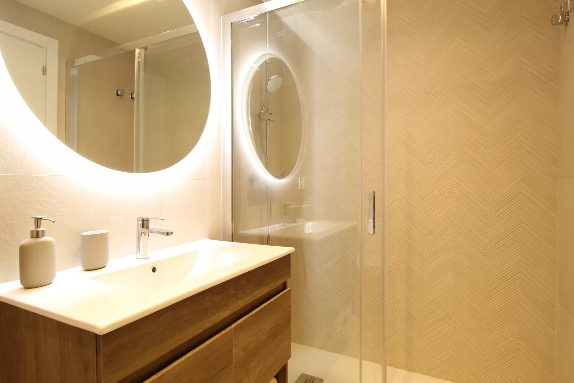 Renovated Apartment with Panoramic Golf, Sea and Mountain Views in El Paraíso Alto — photo 10