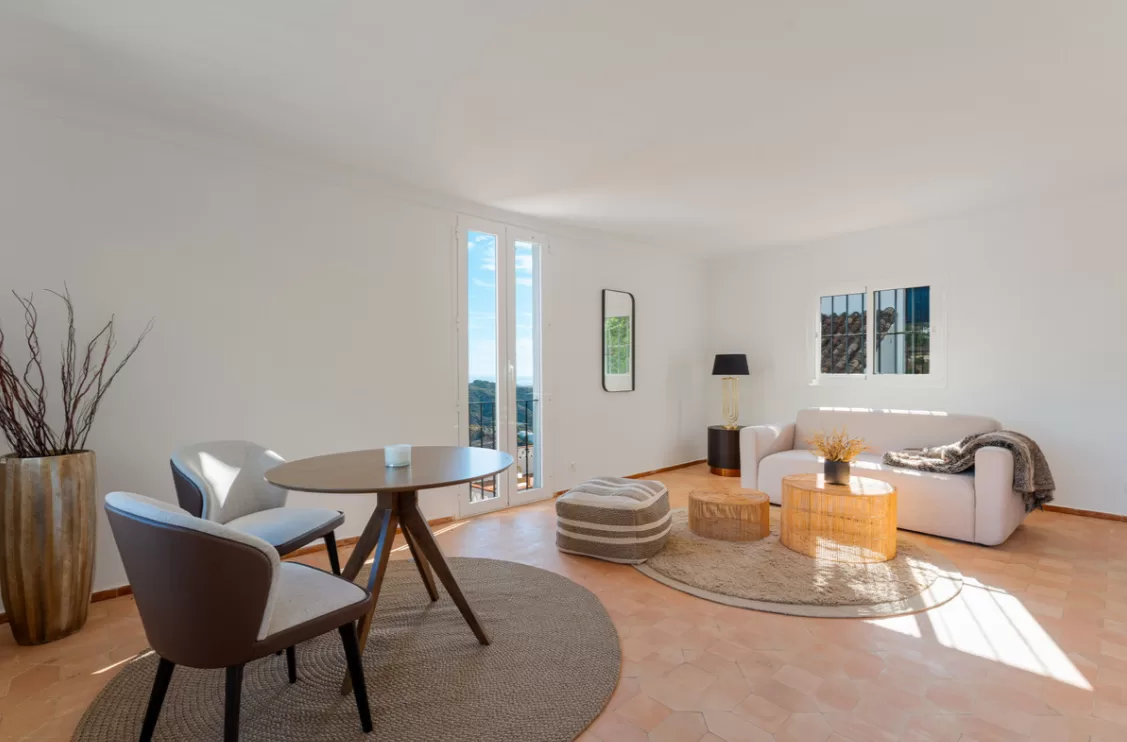 Private 6-Bedroom Villa with Panoramic Sea Views and Guest House in El Madroñal — photo 15