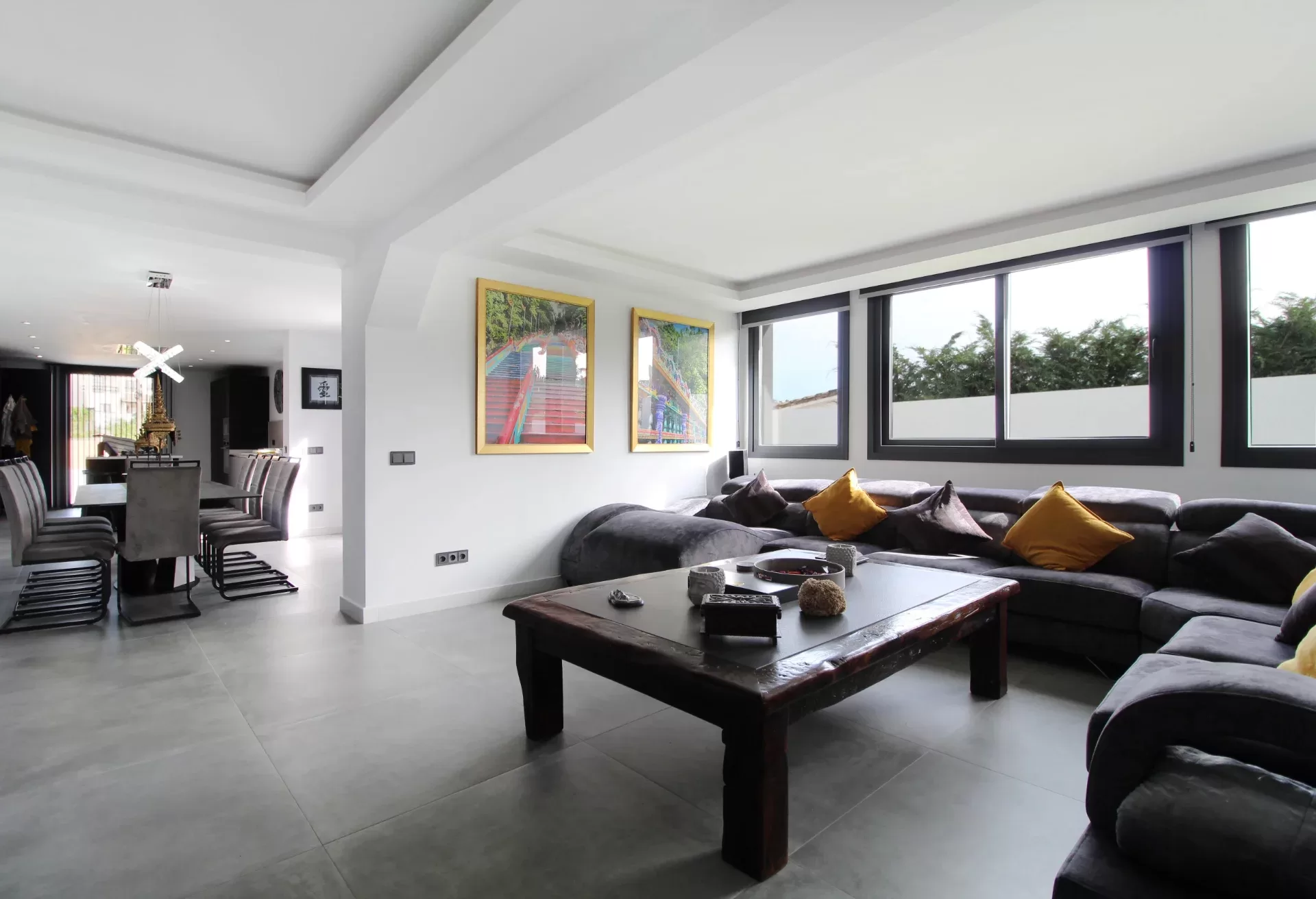 Renovated Single-Level Villa with Private Pool near San Pedro Beach — photo 6