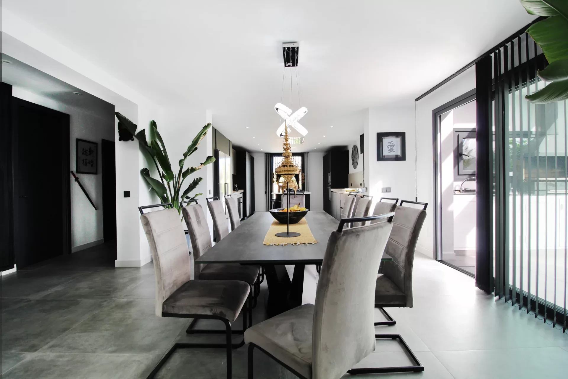Renovated Single-Level Villa with Private Pool near San Pedro Beach — photo 7