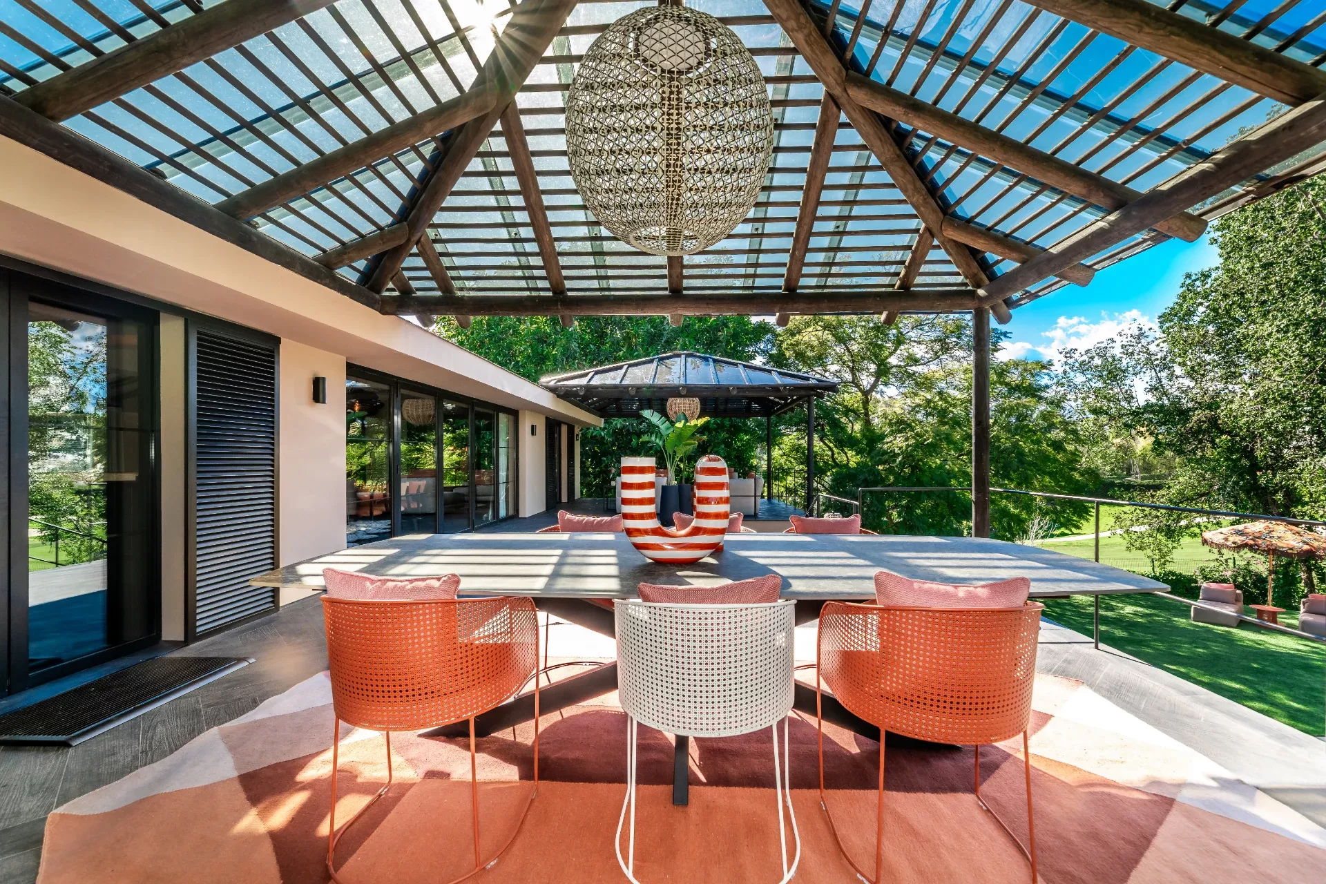 Turnkey Designer Villa with Panoramic Frontline Golf Views in Guadalmina Alta — photo 3