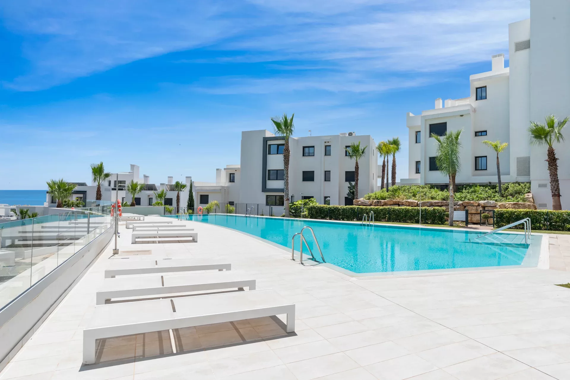 Contemporary Garden Apartment with Glazed Terrace Beside Estepona Golf