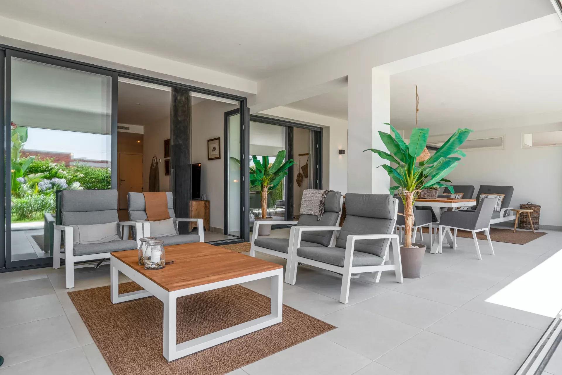 Contemporary Garden Apartment with Glazed Terrace Beside Estepona Golf — photo 13
